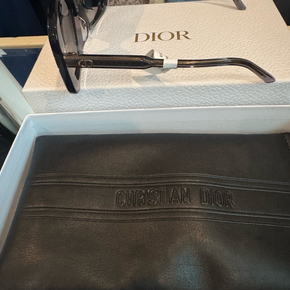 Dior Black and Gray Sunglasses 
DiorHighLight S1I NWT 100% authentic - Picture 2 of 12